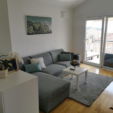 Apartments Dvor - Ap1, Ap2, Ap3 Baška Voda Extérieur photo